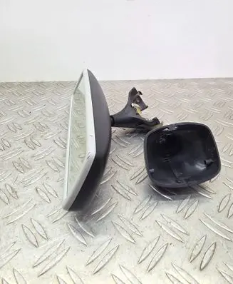 Volkswagen PASSAT B7 Rear view mirror (interior) 1K0858547