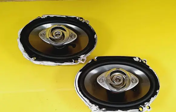 Honda CR-V Front door speaker