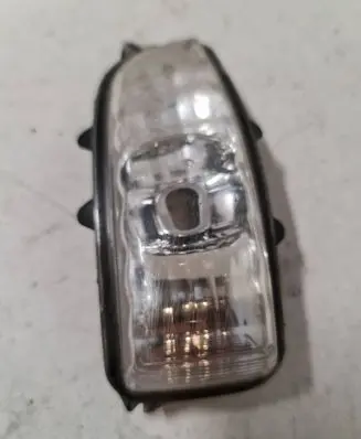 Volvo V70 Mirror indicator light 4040046RH A049504 3040018