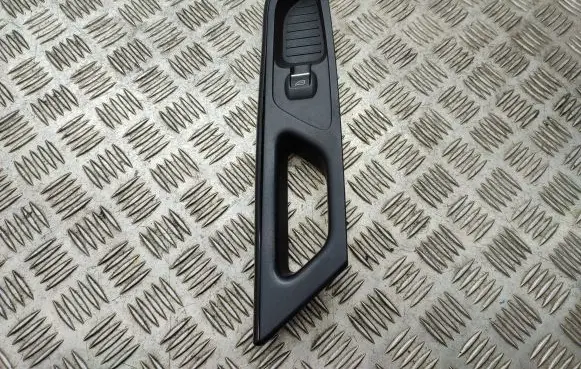 Ford B-MAX Electric window control switch