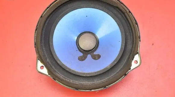 KIA Sorento Subwoofer speaker 96320-3E000