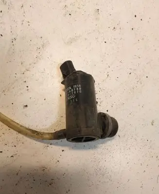Toyota RAV 4 (XA20) Windscreen/windshield washer pump 8533060140