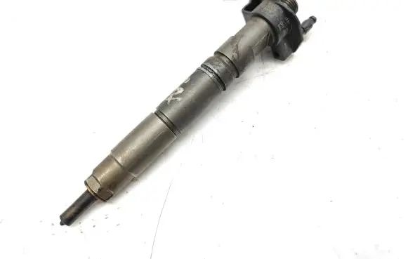 Mercedes-Benz S W221 Fuel injector 0445115064 A6420701387