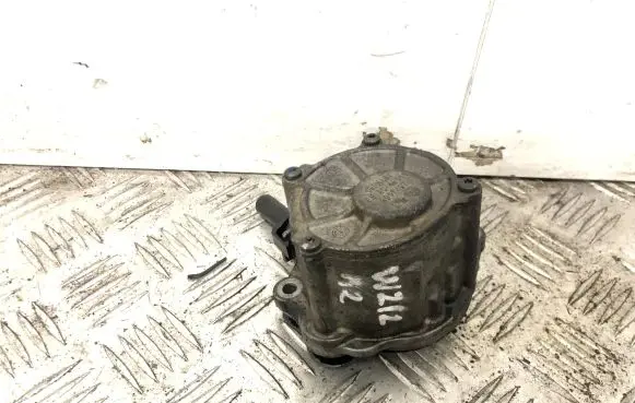 Mercedes-Benz E W212 Vacuum pump ENAC46000