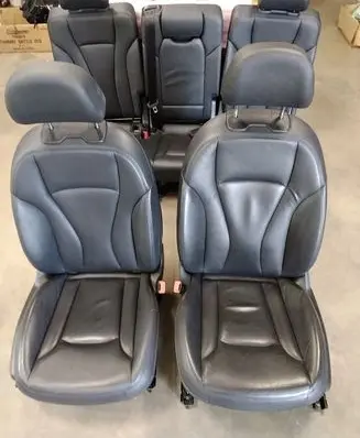 Seat set