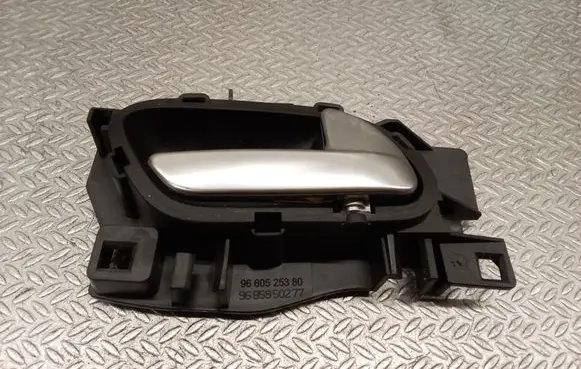 Citroen C4 II Front door interior handle 9660525380