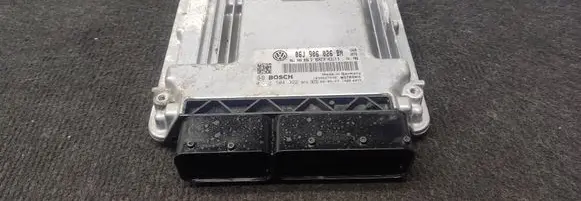 Volkswagen PASSAT B6 Engine control unit/module 06J906026BN 06J906026D 1039S27448