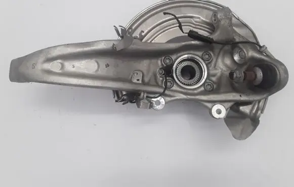 BMW 5 G30 G31 Front wheel hub 688438501