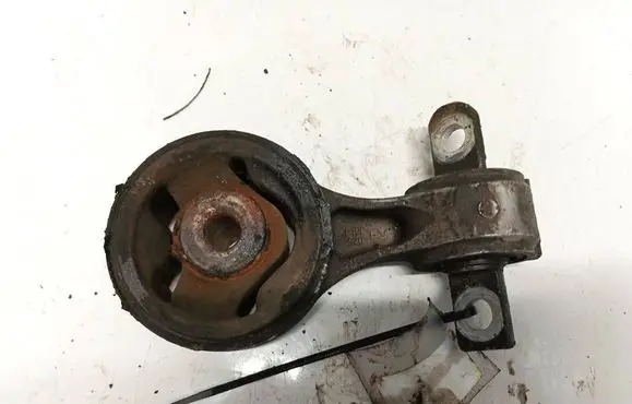 Honda Civic Engine mount bracket 025rhf
