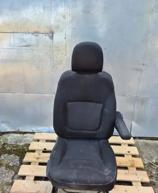 Renault Trafic III (X82) Front driver seat