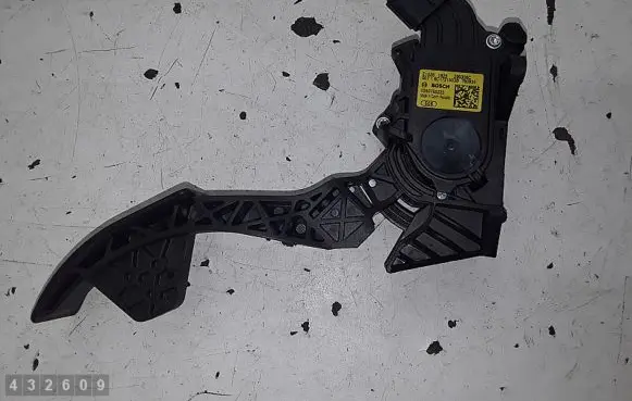 Seat Ibiza IV (6J,6P) Accelerator throttle pedal 0280755223