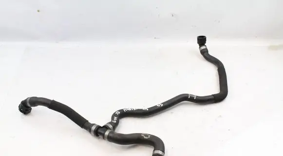 Engine coolant pipe/hose