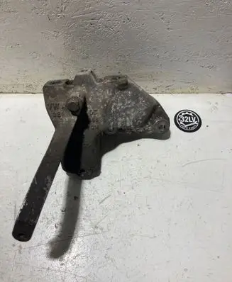Volkswagen Jetta V Gearbox mounting bracket 1K0199117