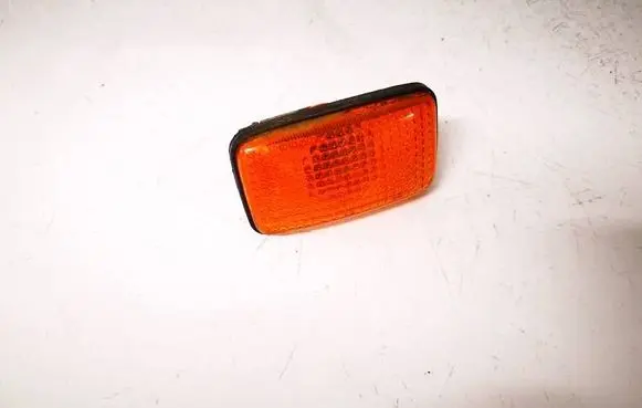 Nissan X-Trail T30 Front fender indicator light