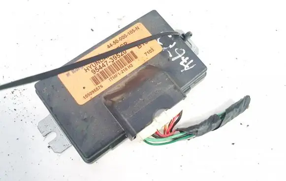 Hyundai Santa Fe Gearbox control unit/module 9544739520 95447-39520