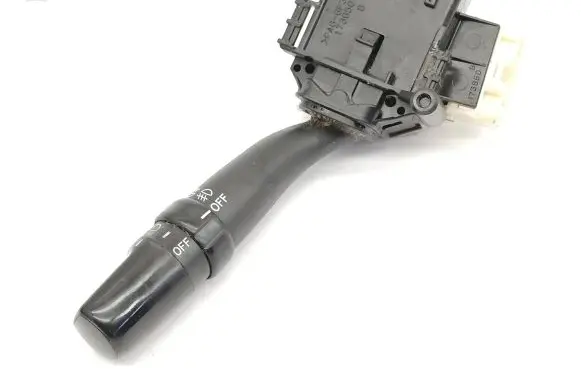 Toyota Avensis Verso Indicator stalk 173650