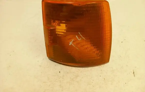 Volkswagen Transporter - Caravelle T4 Front indicator light 701953050b