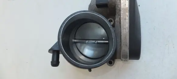 BMW 5 E60 E61 Throttle valve 7516946 13547516946