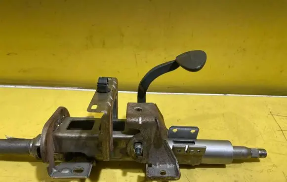 Fiat Doblo Steering wheel axle 