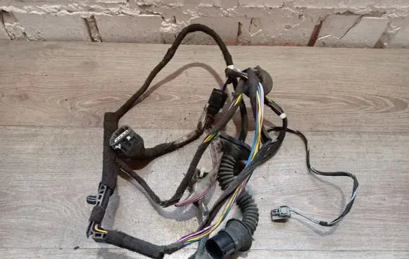 Volvo XC90 Rear door wiring loom 8697921004 8697921