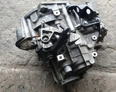 Manual 6 speed gearbox