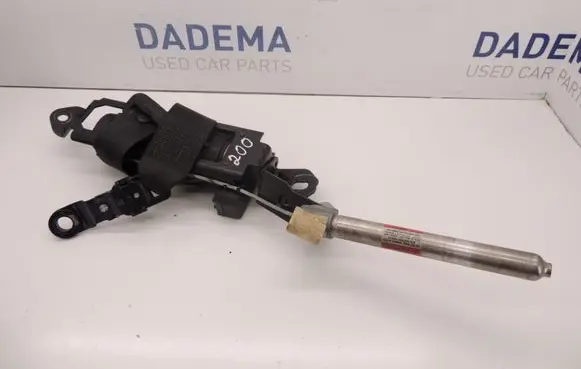 Volvo S60 Front seatbelt