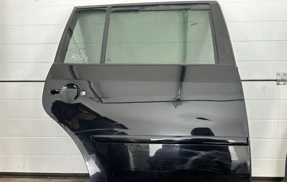 Volkswagen Touran II Rear door 