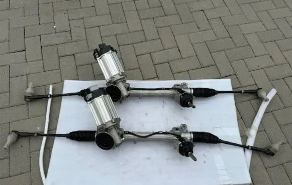 Opel Astra F Steering rack 00040046 20791986