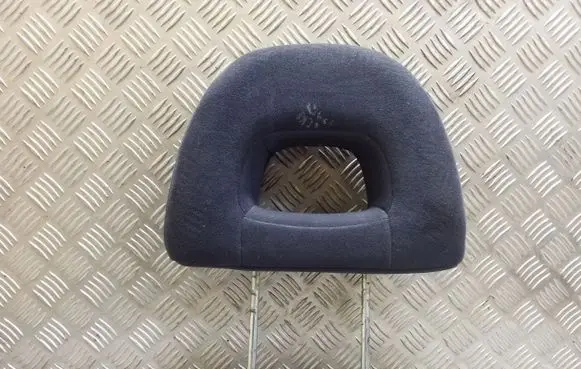 Mitsubishi Pajero Front seat headrest 