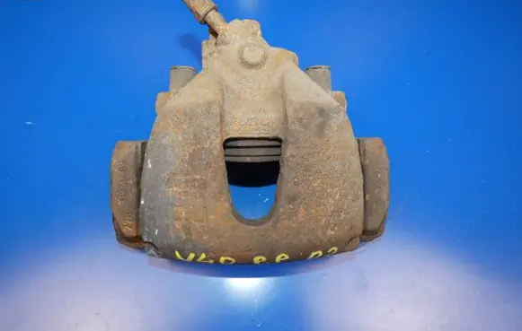 Volvo V40 Front brake caliper 