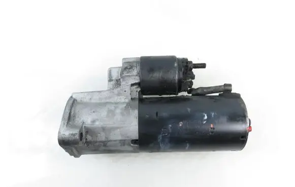 Volkswagen PASSAT B5.5 Starter motor 0001124020