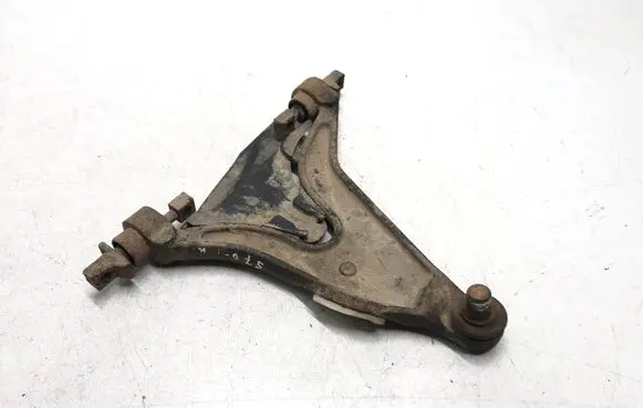 Volvo S70 V70 V70 XC Front lower control arm/wishbone 9492914 8628495