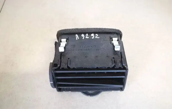 Dash center air vent grill