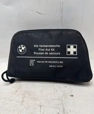 BMW 3 E90 E91 First aid kit 9133331