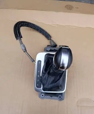 Volkswagen Touareg II Gear shifter/selector 7P1713041C