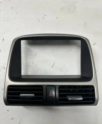 Honda CR-V Dash center air vent grill 77250S9AA0130