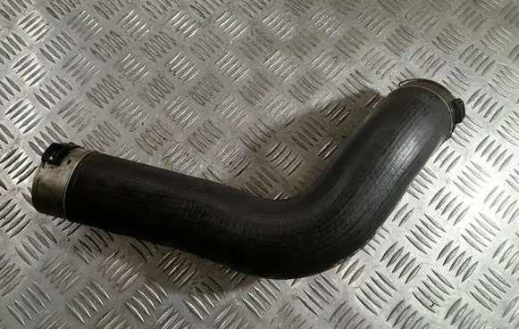 BMW 5 F10 F11 Intercooler hose/pipe 7810615