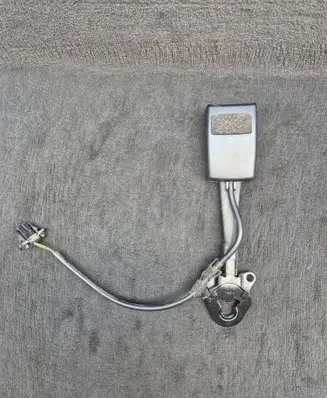 Audi A6 S6 C6 4F Front seatbelt buckle 8E0857755D 8E0857755Q01C 8E0857755Q