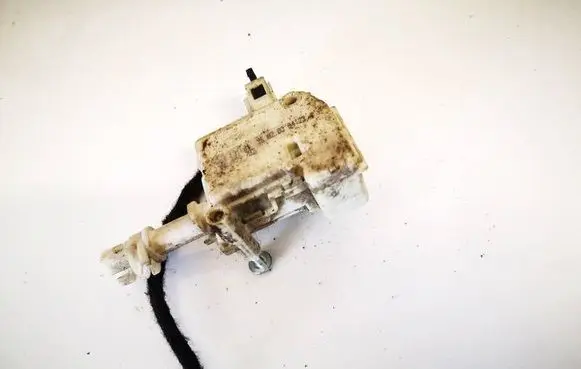 Volkswagen PASSAT B5 Central locking motor 3b0959782