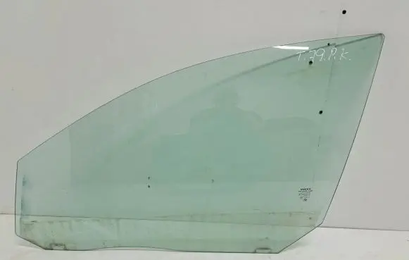 Volvo V70 Front door window glass four-door
