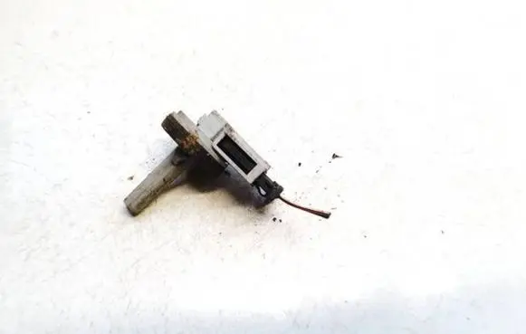 Volkswagen PASSAT B5.5 Interior temperature sensor 1j0907543a