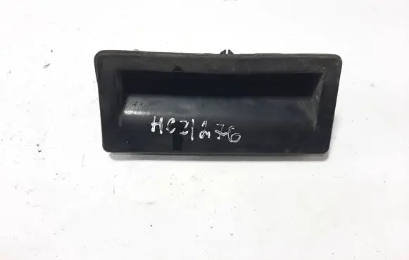 Volkswagen PASSAT B7 Tailgate/boot open switch button 5N0827566