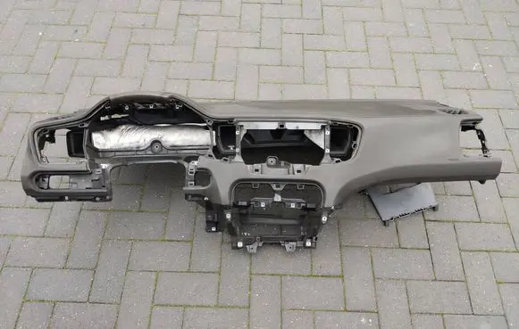 KIA Ceed Dashboard 84721-j7aa0 84730J7AA0 20210423
