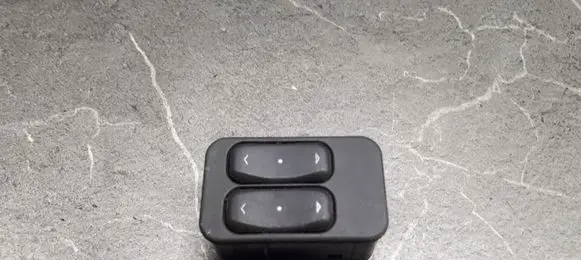 Opel Corsa A Quarter vent window switch 24409205