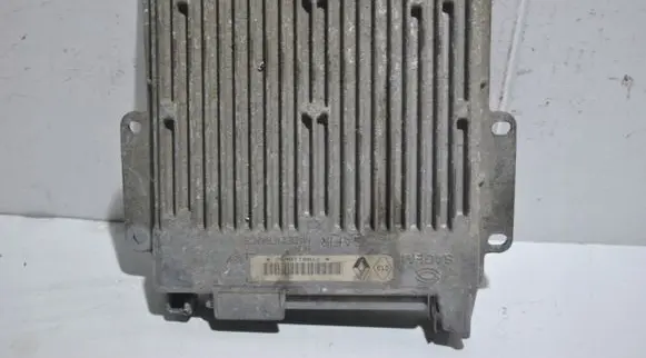 Renault Kangoo I Engine control unit/module 7700110688
