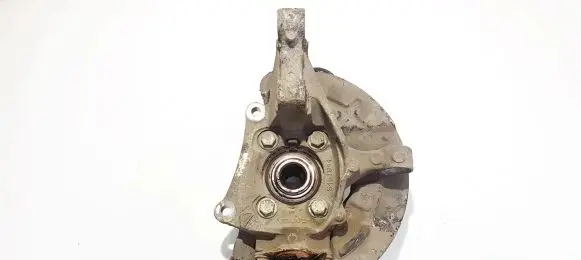 Volvo S60 Front wheel hub 9461944