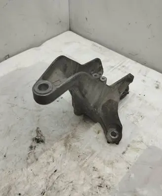 Mini One - Cooper R50 - 53 Gearbox mounting bracket 6756221 46000D M12301GB
