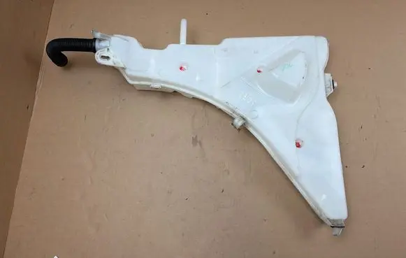 BMW X5 F15 Windshield washer fluid reservoir/tank 729242414