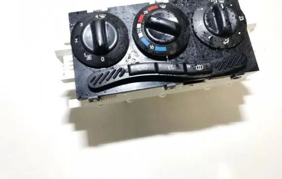 Mercedes-Benz A W168 Climate control unit 1688300485 k102498