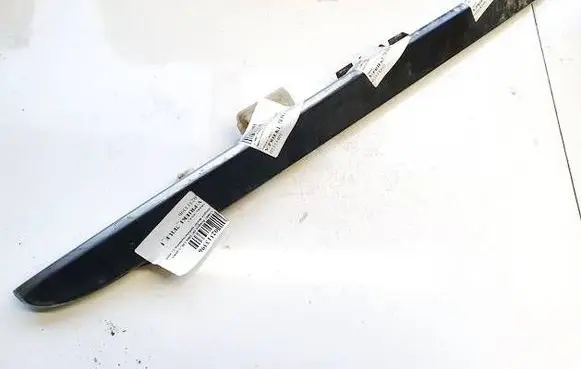 Peugeot 307 Trunk door license plate light bar 